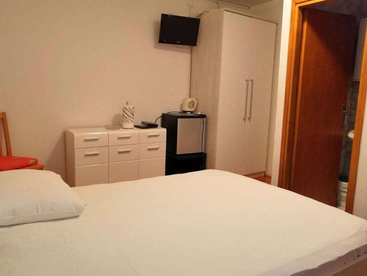 Apartment And Rooms Ruza Trogir Exterior foto