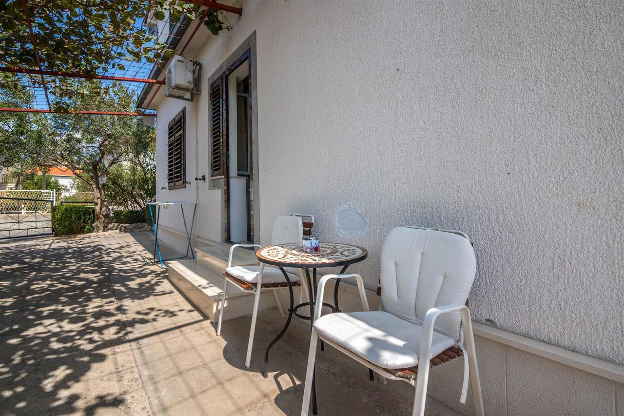 Apartment And Rooms Ruza Trogir Exterior foto